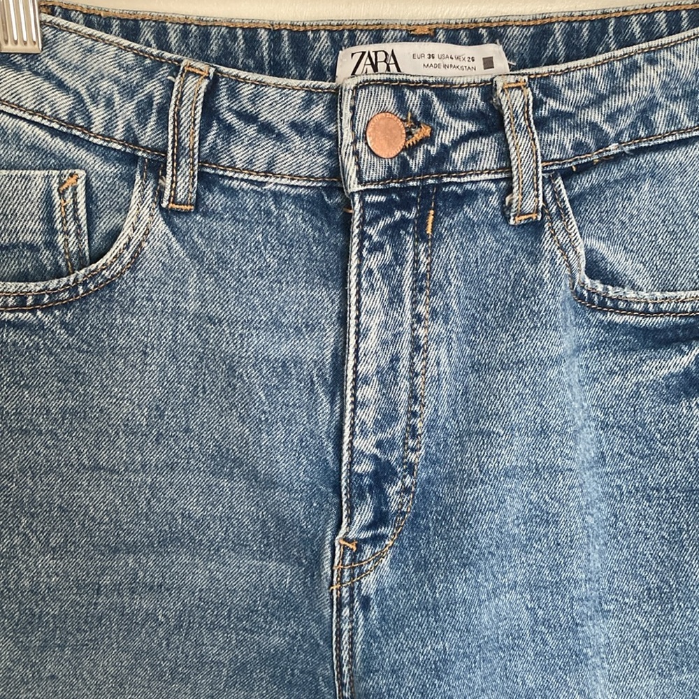 ZARA HIGH RISE JEANS - Picture 7 of 11